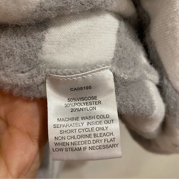 Piccadilly Gray Zebra Print Plush Hooded Cardigan Sz S - Picture 6 of 10